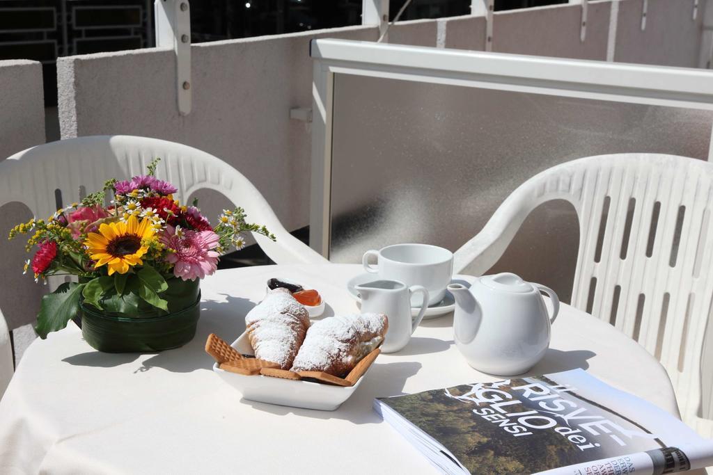 Hotel Pigalle Лидо-ди-Езоло Номер фото
